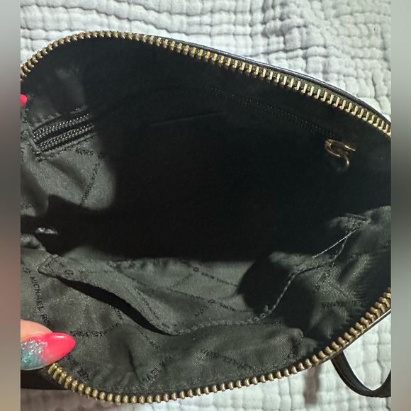 Michael Kors crossbody. - Picture 3 of 3